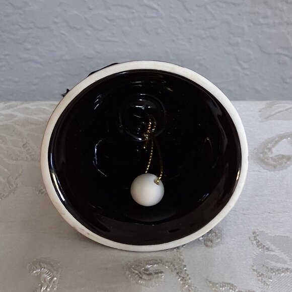 Harley-Davidson 2011 Collectible Ceramic Christmas Bell Ornament - Picture 7 of 8